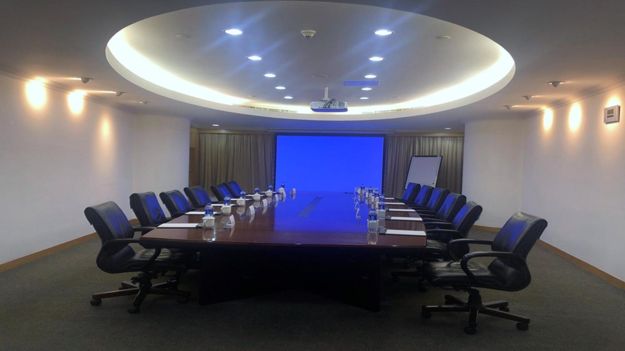 Hotel Crowne Plaza Center By Ihg - Offers Free One-way Shuttle To Chimelong Ocean Kingdom