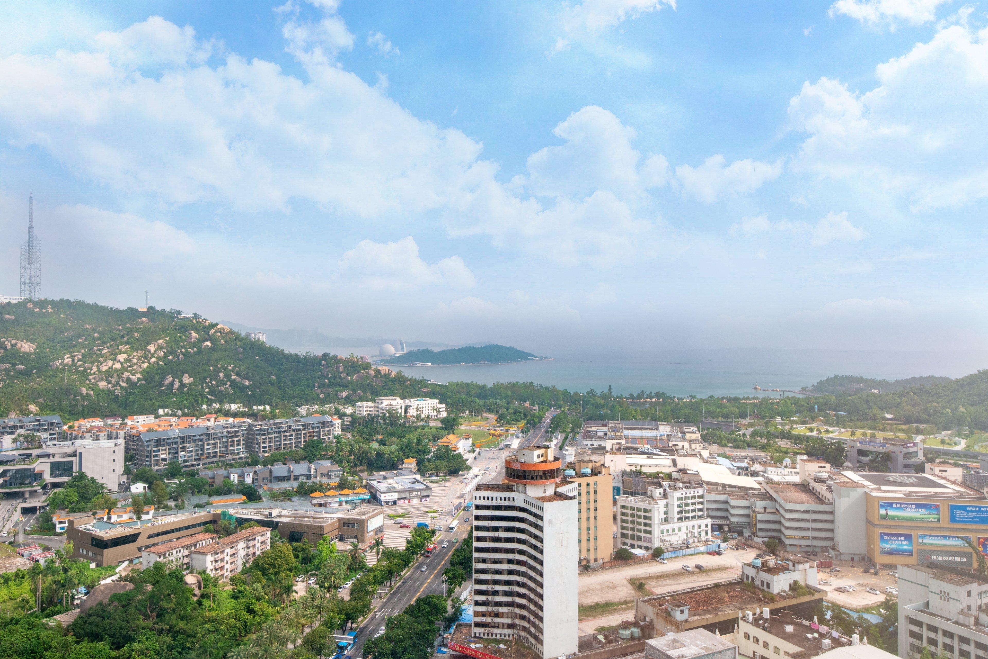 Crowne Plaza Center By Ihg - Offers Free One-way Shuttle To Chimelong Ocean Kingdom
