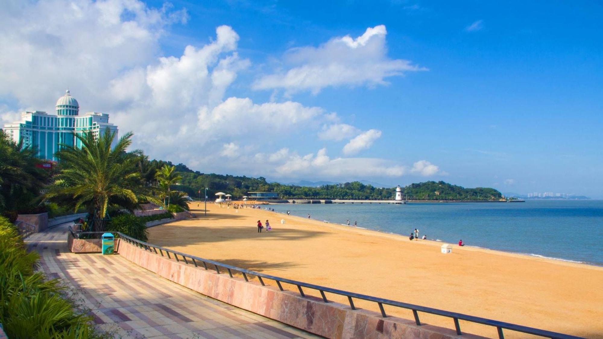 Hotel Crowne Plaza Center By Ihg - Offers Free One-way Shuttle To Chimelong Ocean Kingdom 5*